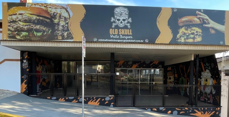 Turismo old-skull-rustic-burguer
