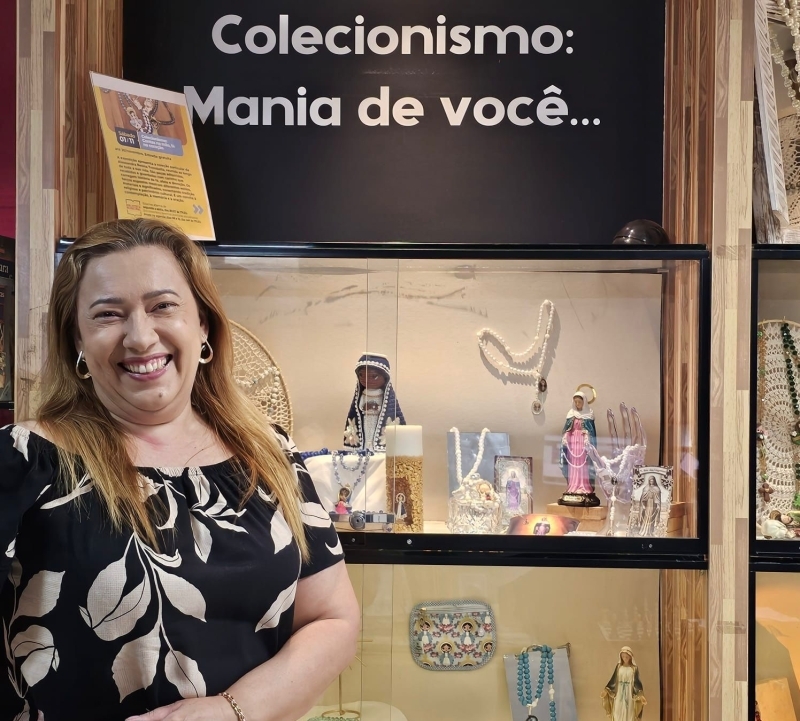 Evento biblioteca-municipal-de-marilia-apresenta-exposicao-contas-na-mao-fe-no