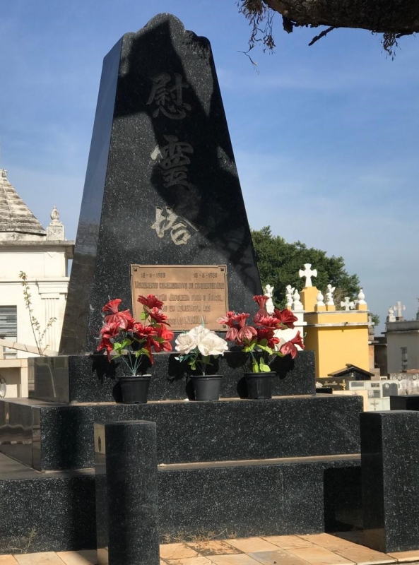 Turismo monumento-aos-pioneiros-funerario
